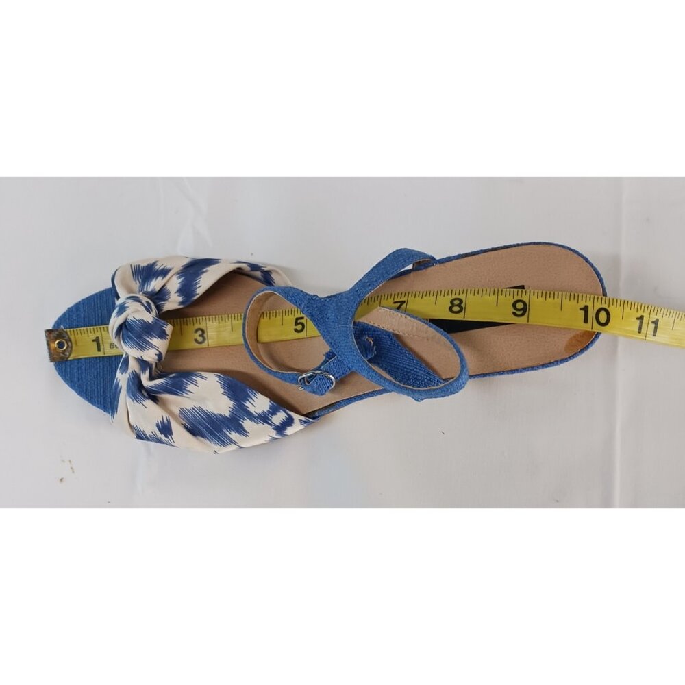 Theme Women's Sandals 9M Slingback Adjustable Back Stacked Heel Fabric Upper GUC - Picture 8 of 14